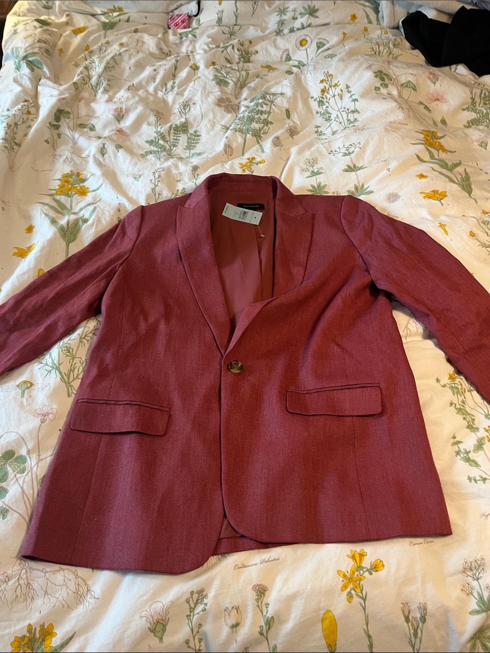 NWT Ann TayBurgundy Single-Button Blazer